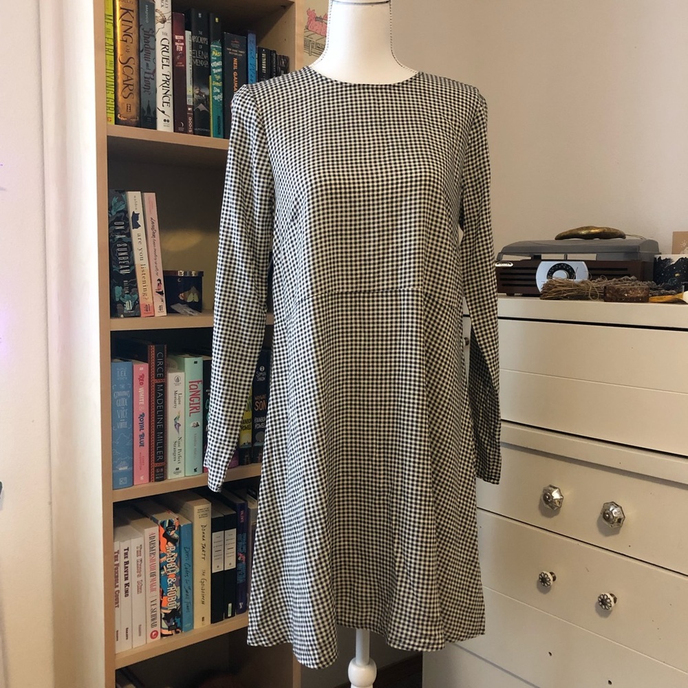 NWT Flowy Gingham Keyhole Back Swing Dress